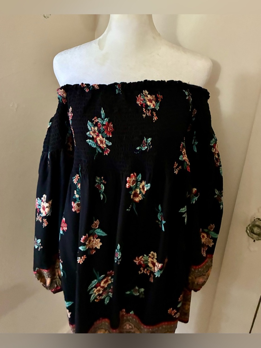 Xhilaration Black Off-Shoulder Floral Dress 🌺